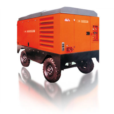 China Large Capacity Portable Rotary Screw Air Compressor 132KW 17m³/Min Low Oil Content supplier